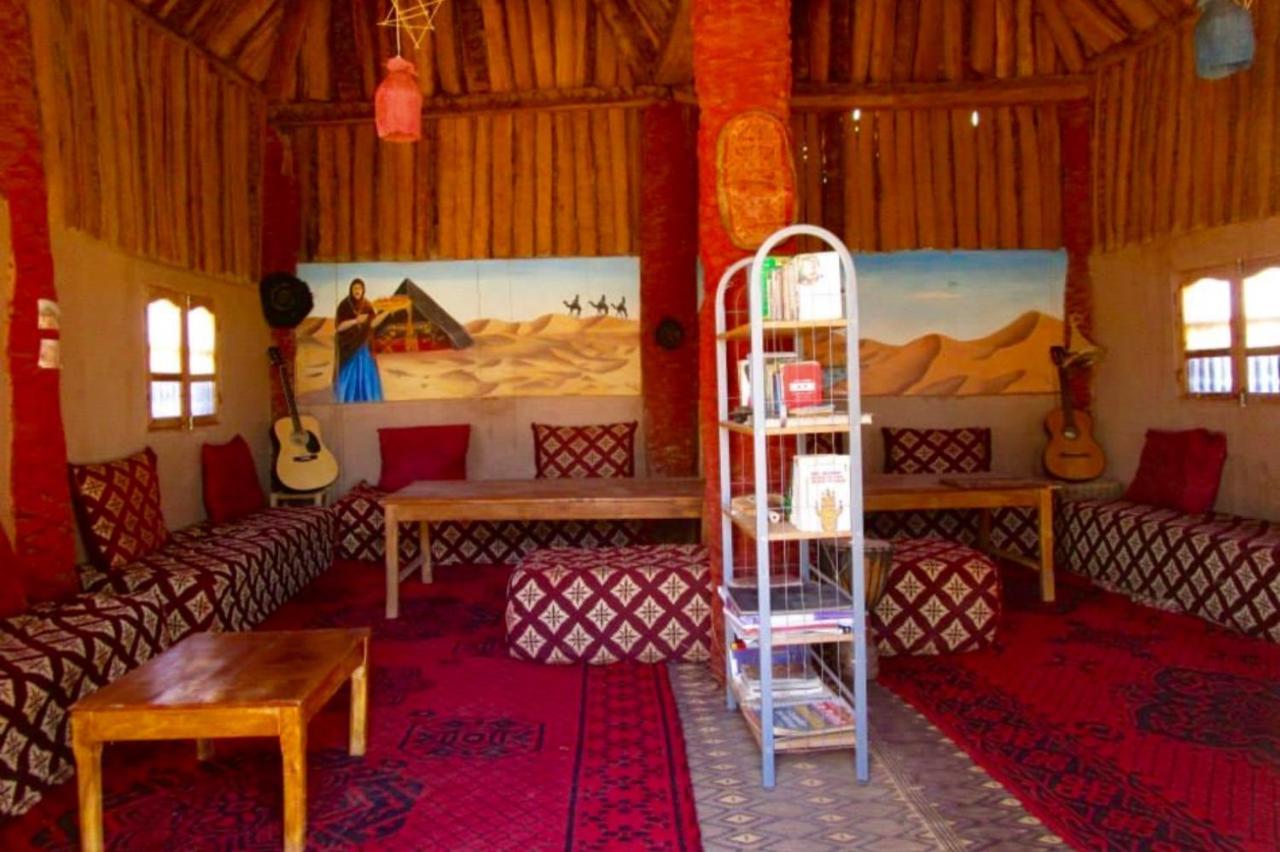 Hotel Chez Madani M’hamid El Ghizlane Exterior foto